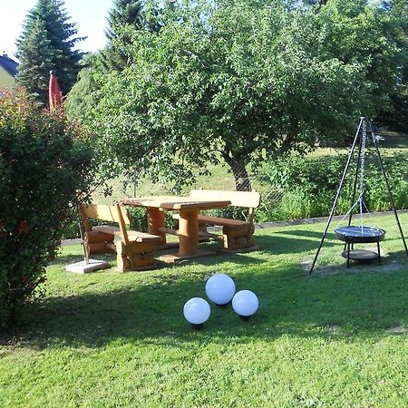 Ferienhaus Zittau Oberlausitz & Ferienwohnung Am Hamann Berg Exteriör bild