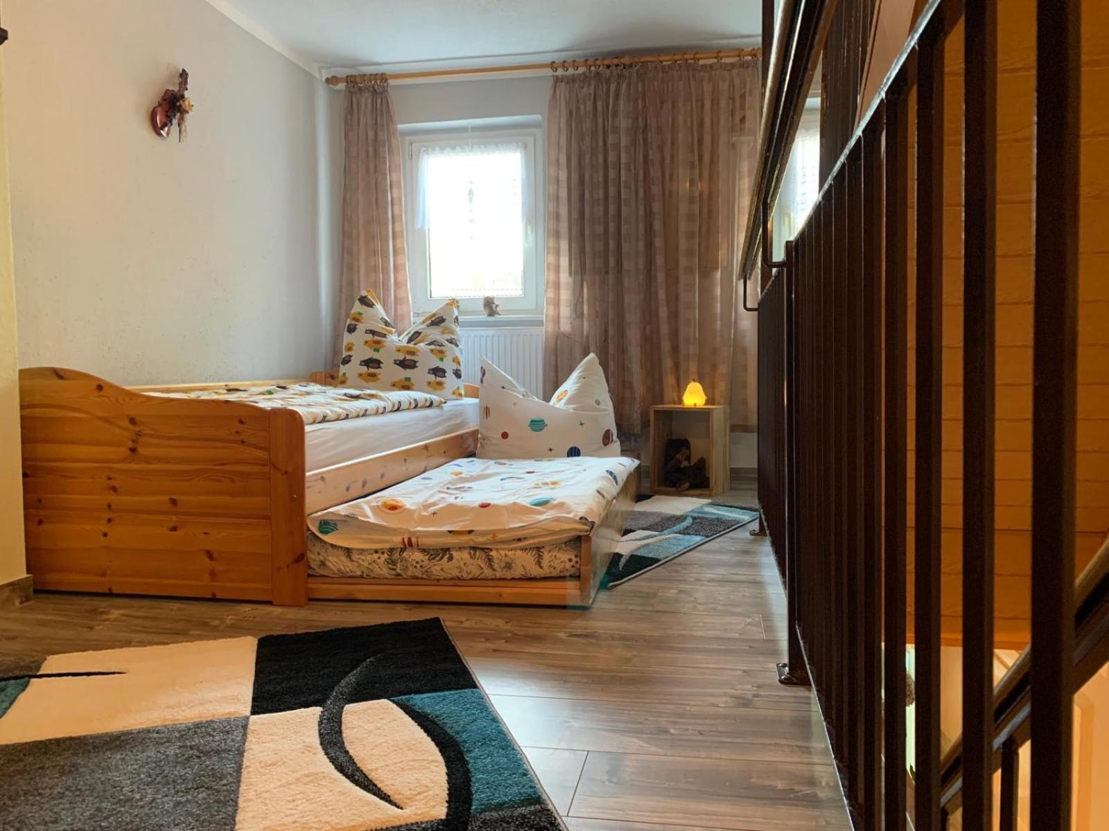 Ferienhaus Zittau Oberlausitz & Ferienwohnung Am Hamann Berg Exteriör bild